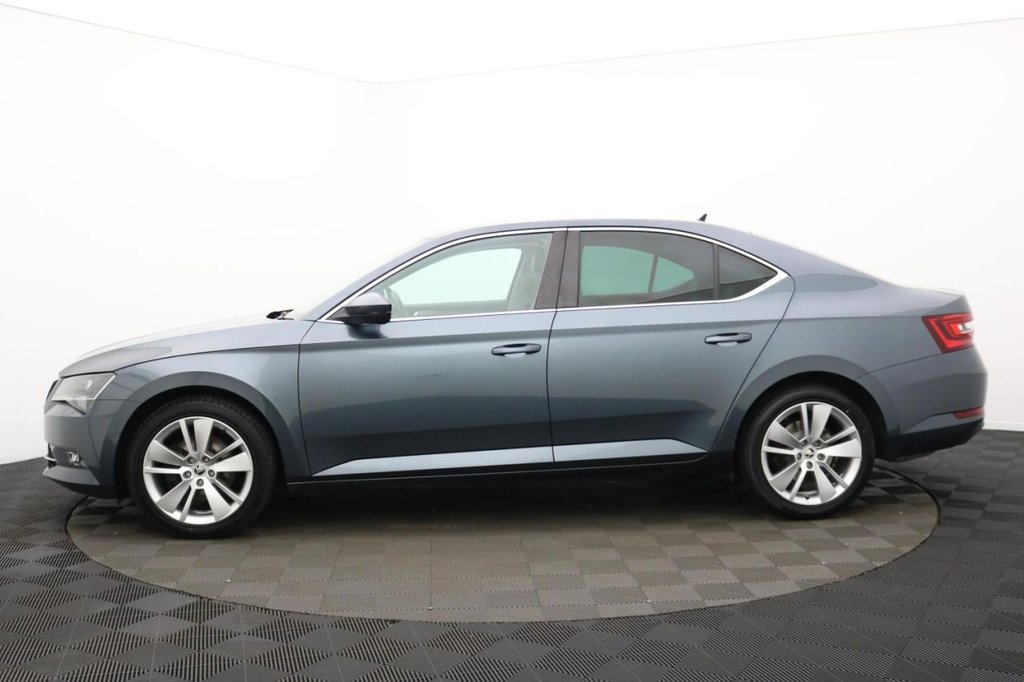 Used Skoda Superb 2018 for sale - 77583270: Photo 8