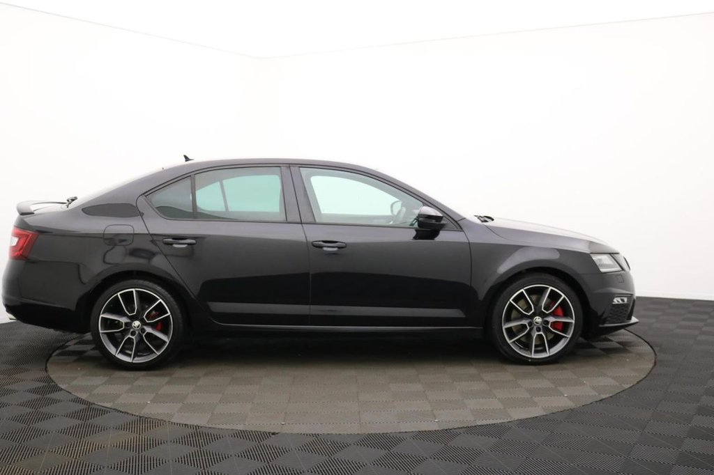 Used Skoda Octavia 2018 for sale - 77920061: Photo 2