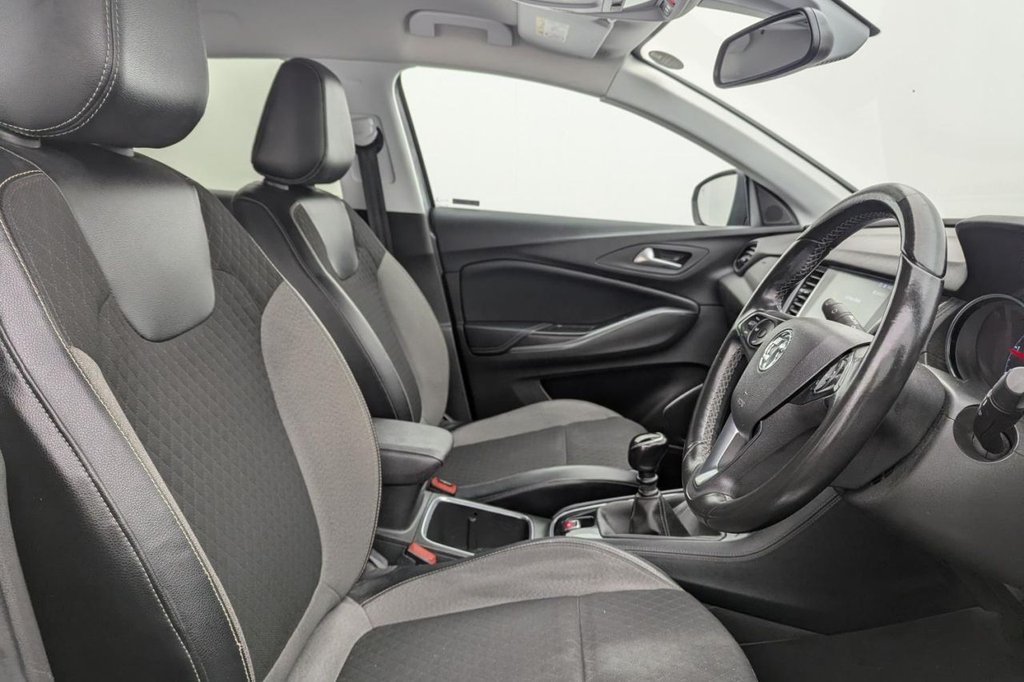 Used Vauxhall Grandland X 2018 for sale - 77212769: Photo 3