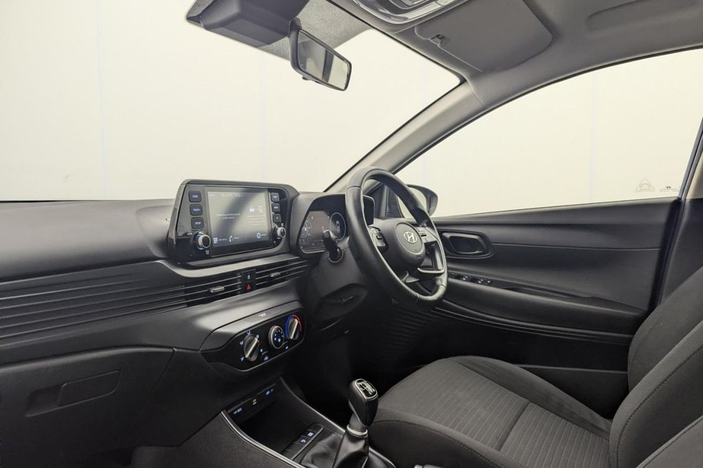 Used Hyundai i20 2021 for sale - 77212353: Photo 25