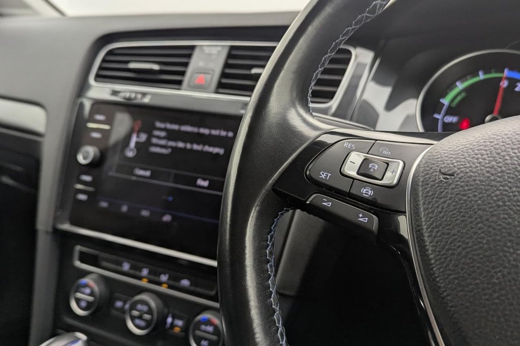 Used Volkswagen Golf 2019 for sale - 77937142: Photo 14