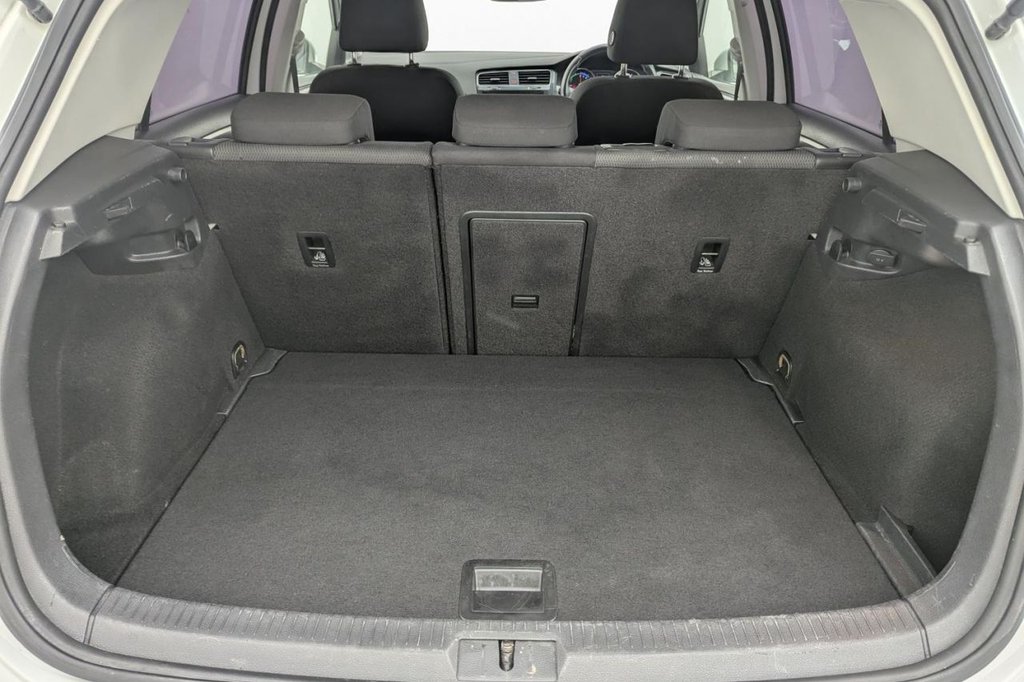 Used Volkswagen Golf 2019 for sale - 77937142: Photo 20