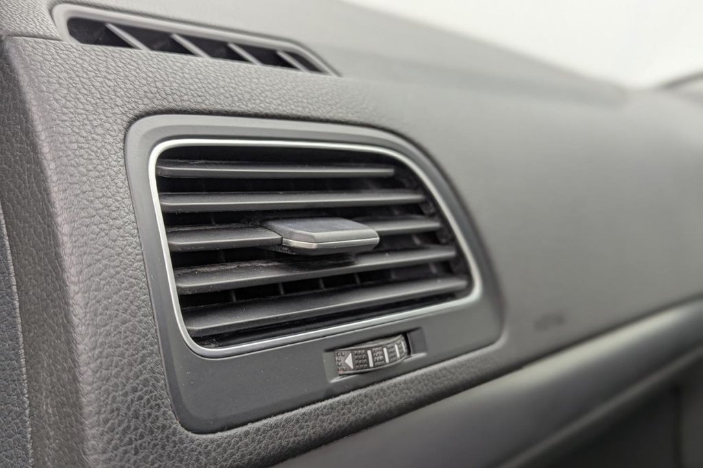 Used Volkswagen Golf 2019 for sale - 77937142: Photo 22