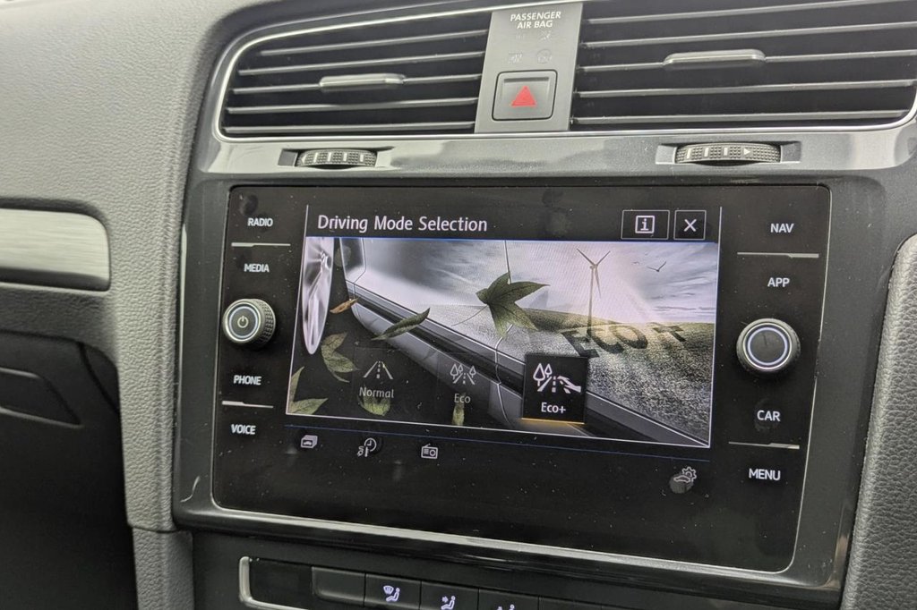 Used Volkswagen Golf 2019 for sale - 77937142: Photo 37