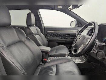 Used Mitsubishi Outlander 2020 for sale - 77276368: Photo