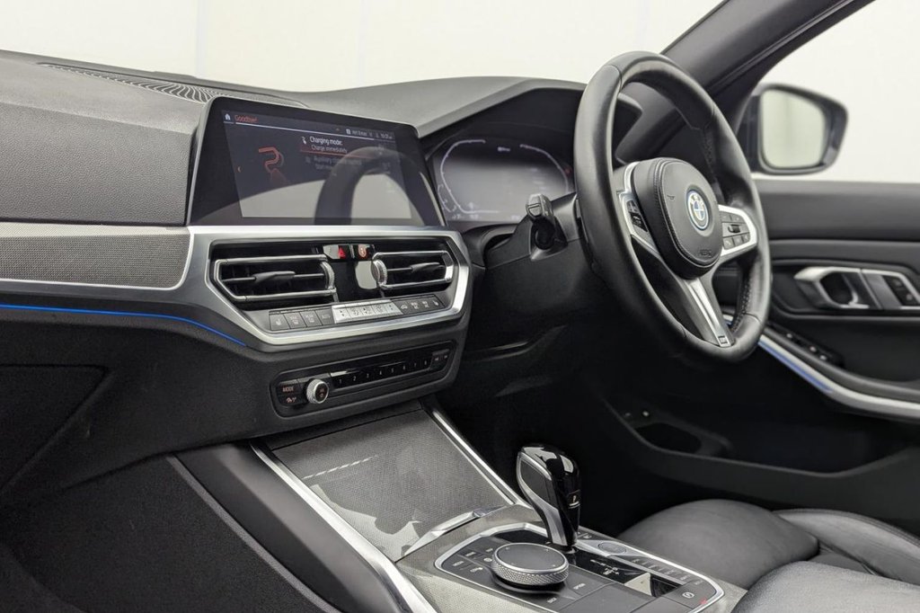Used BMW 3 Series 2021 for sale - 77212363: Photo 28