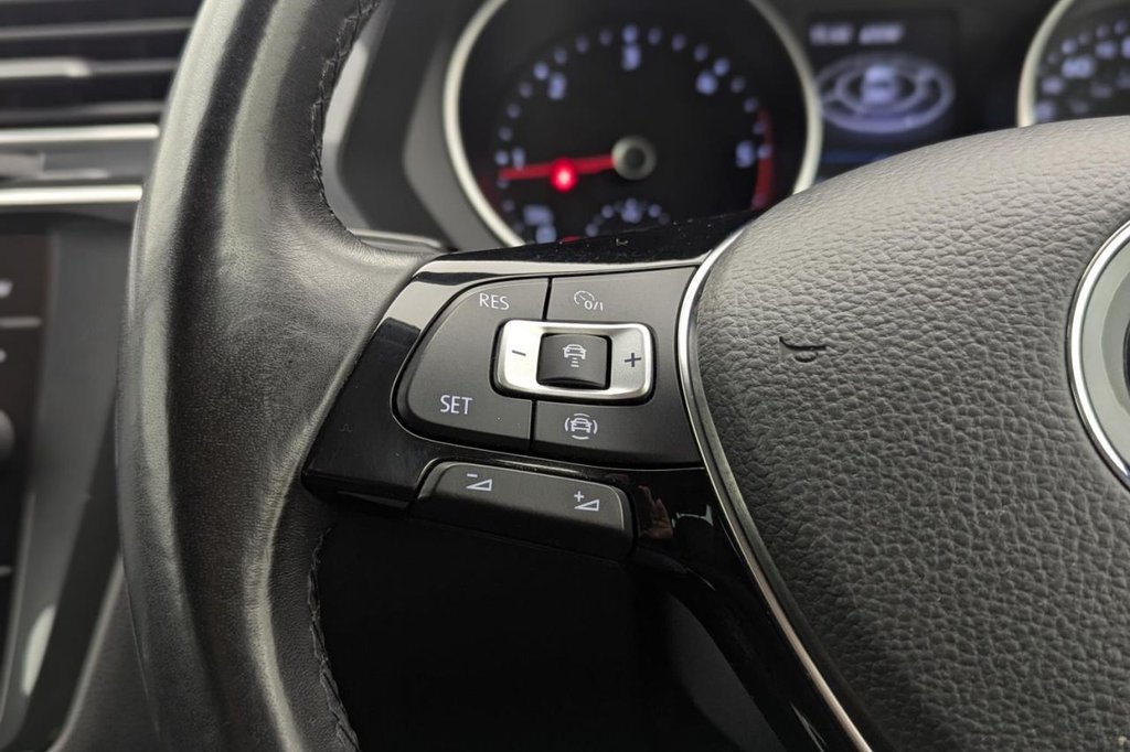 Used Volkswagen Tiguan 2019 for sale - 77464083: Photo 35