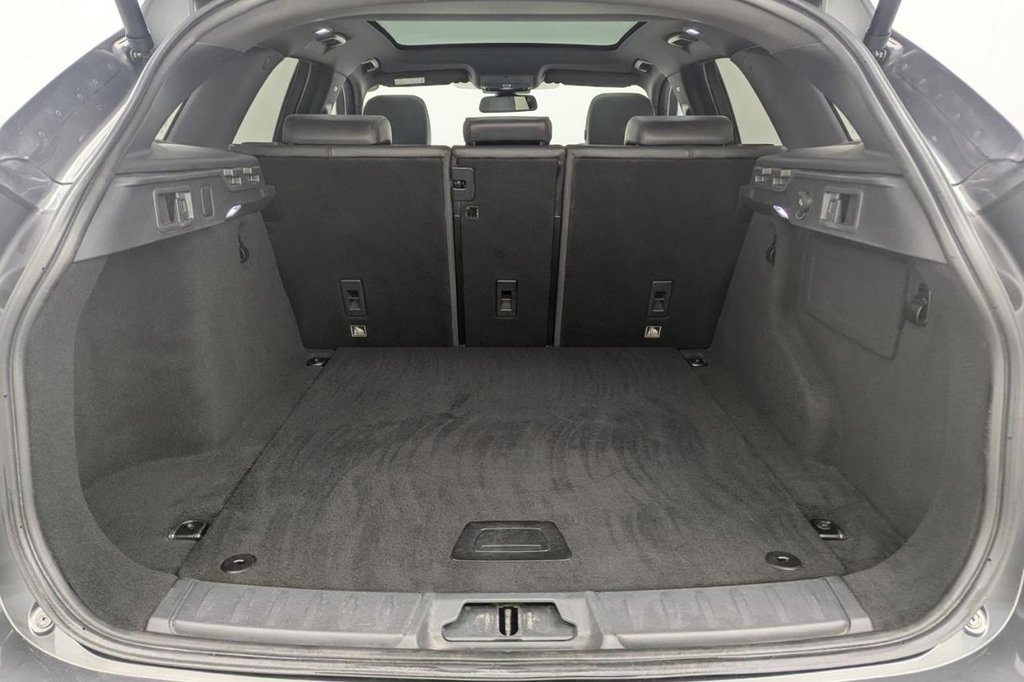 Used Jaguar F-Pace 2017 for sale - 77263864: Photo 21