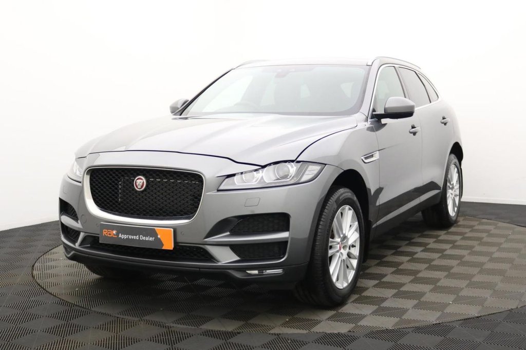 Used Jaguar F-Pace 2017 for sale - 77263864: Photo 9