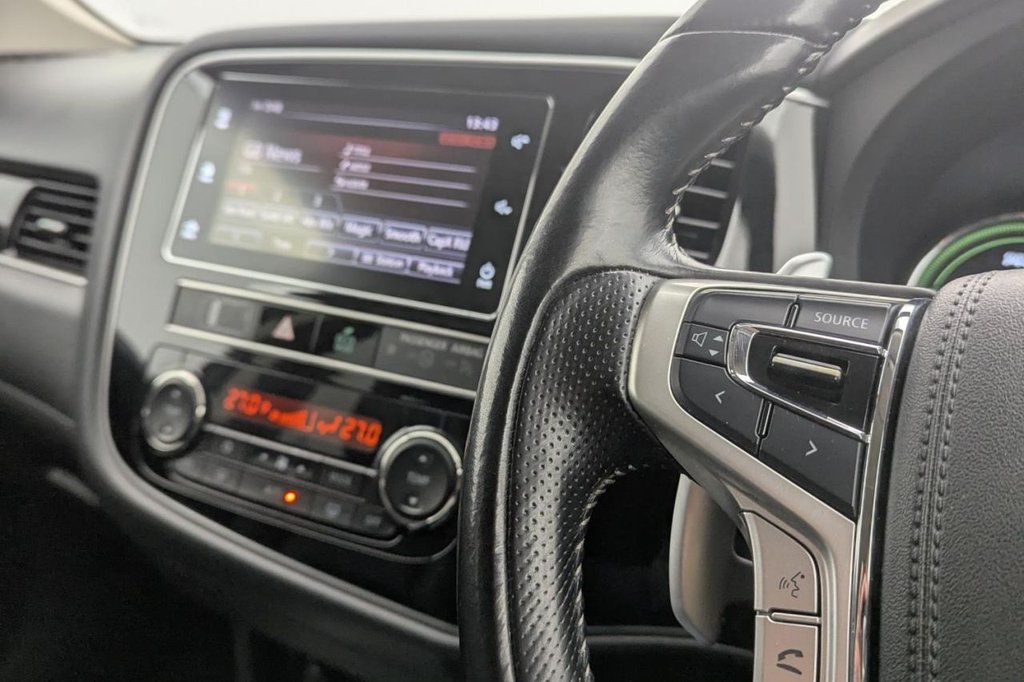 Used Mitsubishi Outlander 2018 for sale - 77464197: Photo 12