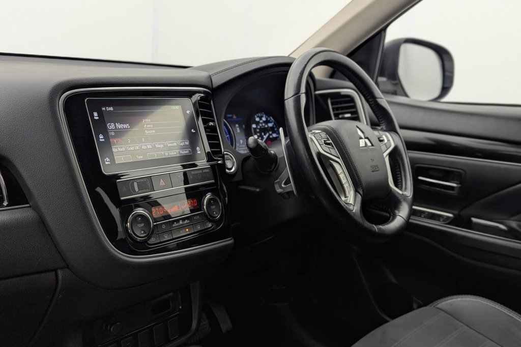 Used Mitsubishi Outlander 2018 for sale - 77464197: Photo 24