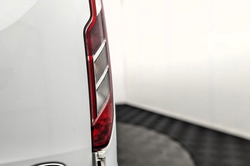 Used Ford Transit Custom 2023 for sale - 77693063: Photo 37