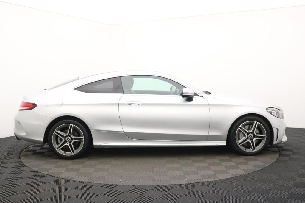 Used Mercedes-Benz C Class 2019 for sale - 77212218: Photo 2