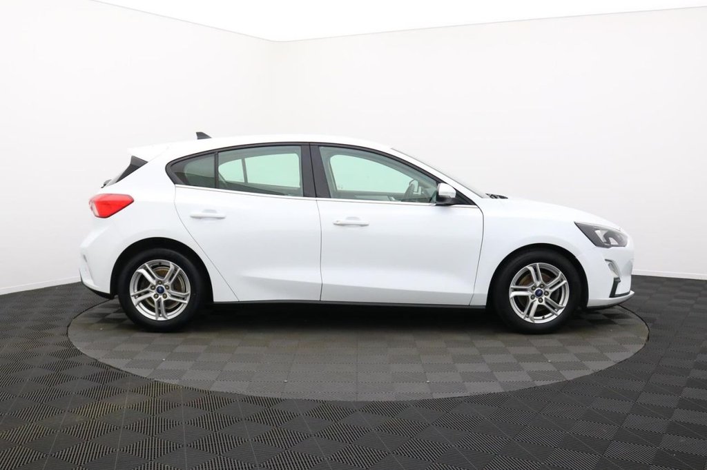 Used Ford Focus 2021 for sale - 77212180: Photo 2