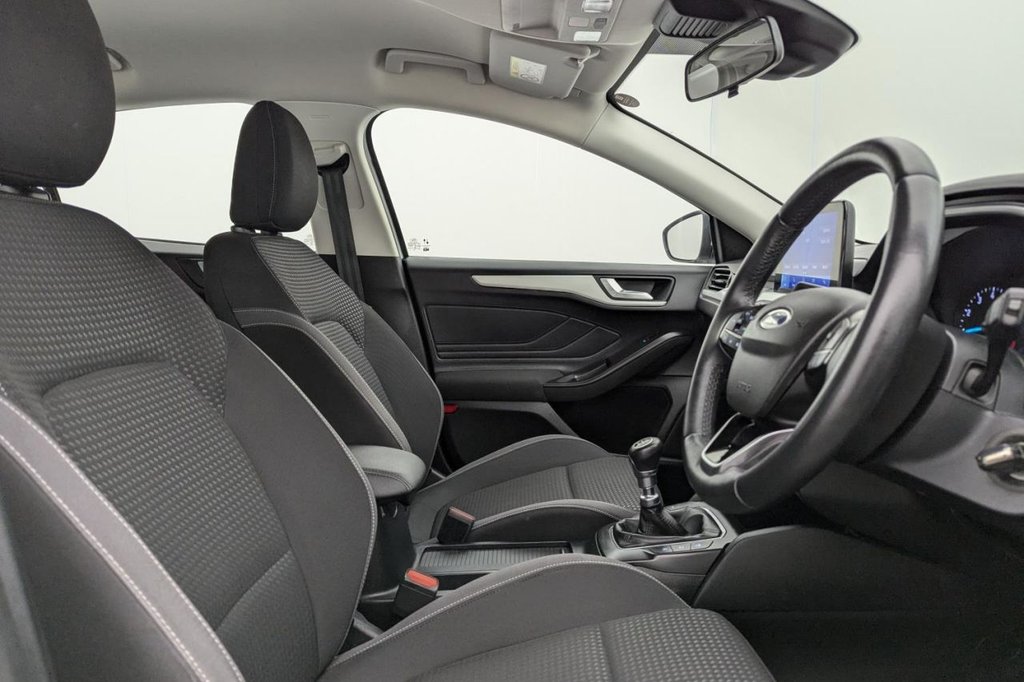 Used Ford Focus 2021 for sale - 77212180: Photo 3