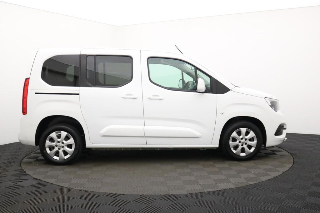 Used Vauxhall Combo Life 2021 for sale - 77452335: Photo 2
