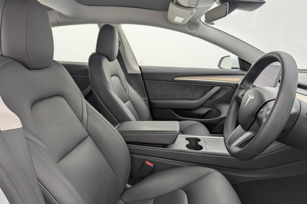 Used Tesla Model 3 2021 for sale - 77212072: Photo 3