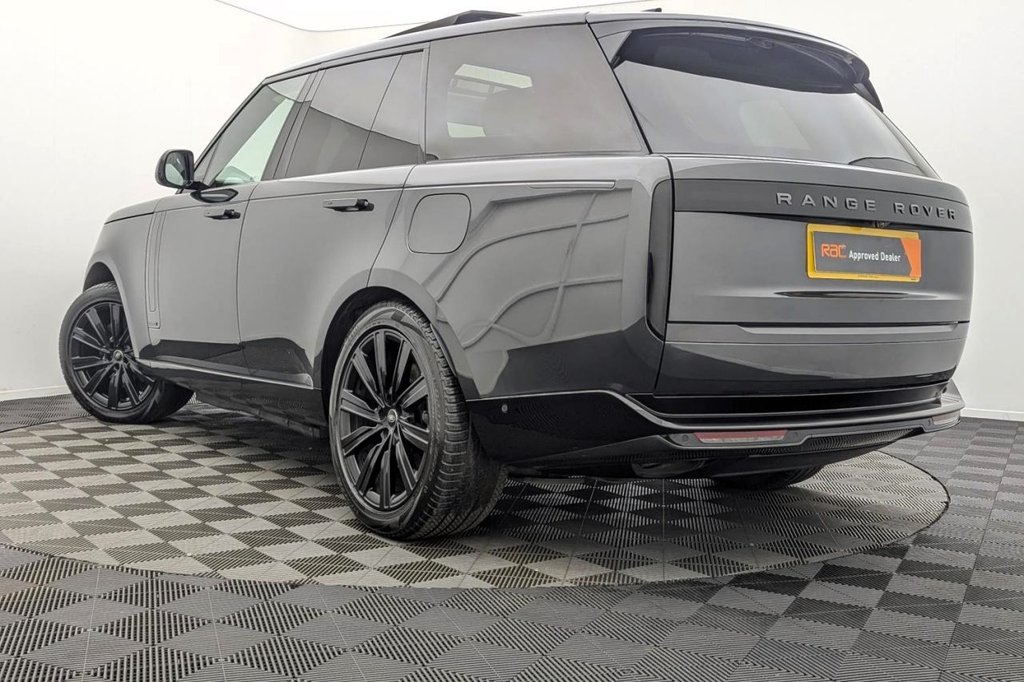 Used Land Rover Range Rover 2023 for sale - 77212213: Photo 17