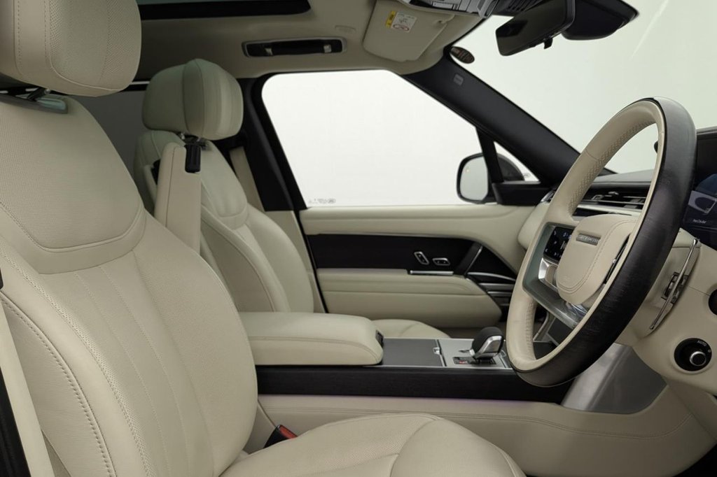 Used Land Rover Range Rover 2023 for sale - 77212213: Photo 3