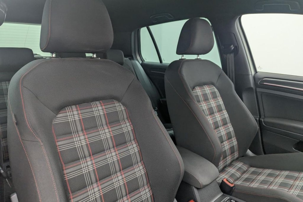 Used Volkswagen Golf 2019 for sale - 77520829: Photo 15
