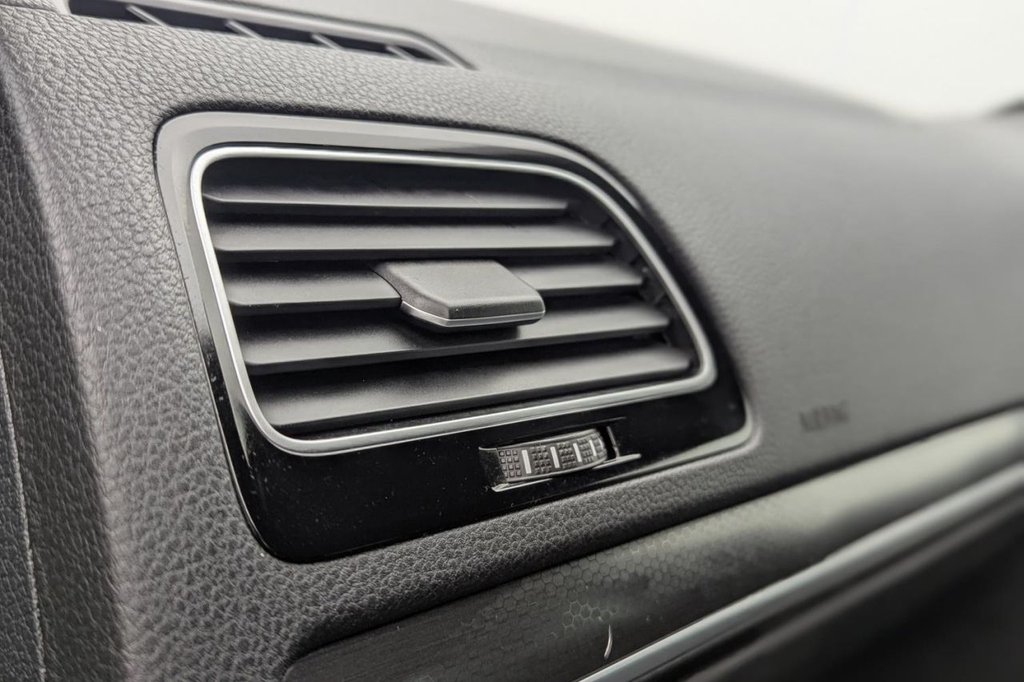 Used Volkswagen Golf 2019 for sale - 77520829: Photo 21