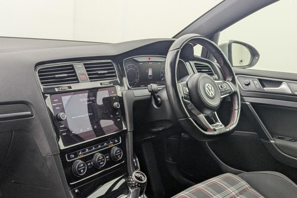 Used Volkswagen Golf 2019 for sale - 77520829: Photo 25