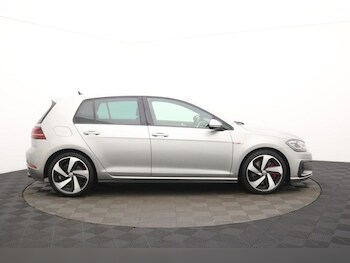 Used Volkswagen Golf 2019 for sale - 77520829: Photo