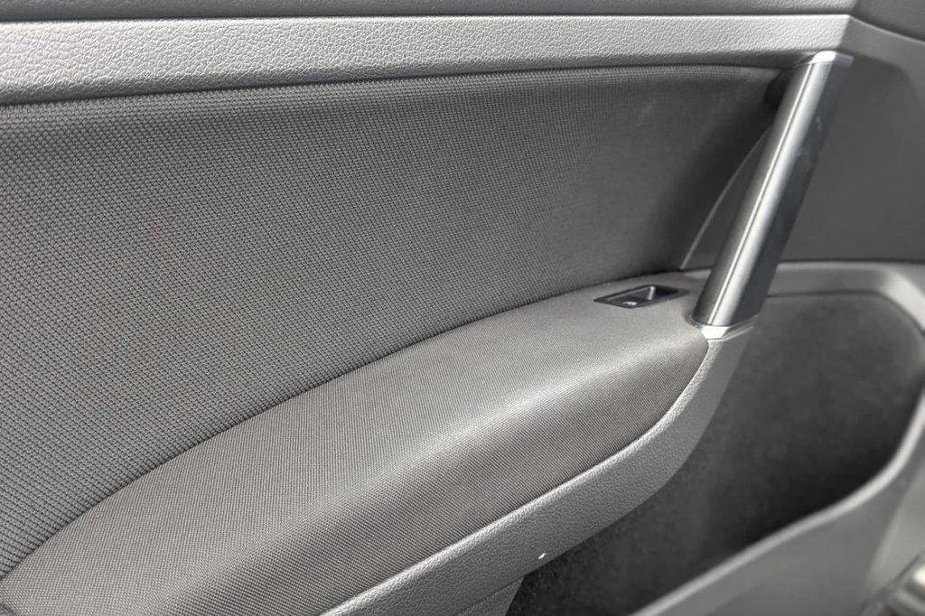 Used Volkswagen Golf 2019 for sale - 77520829: Photo 30