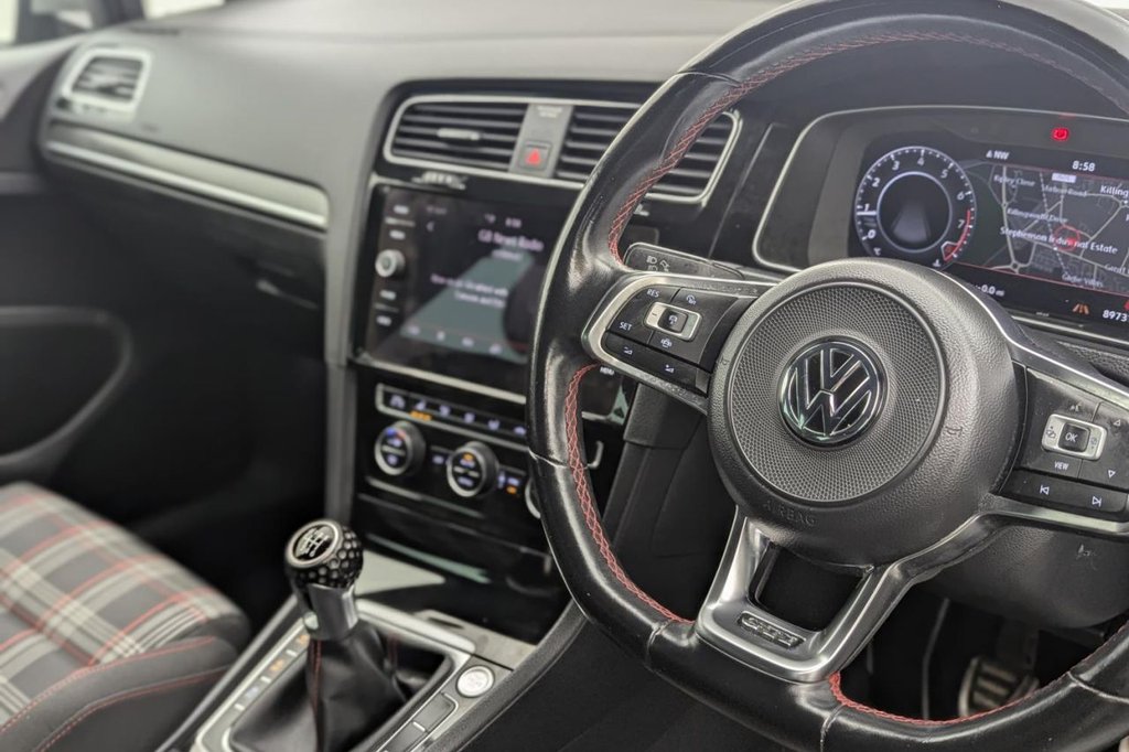 Used Volkswagen Golf 2019 for sale - 77520829: Photo 37