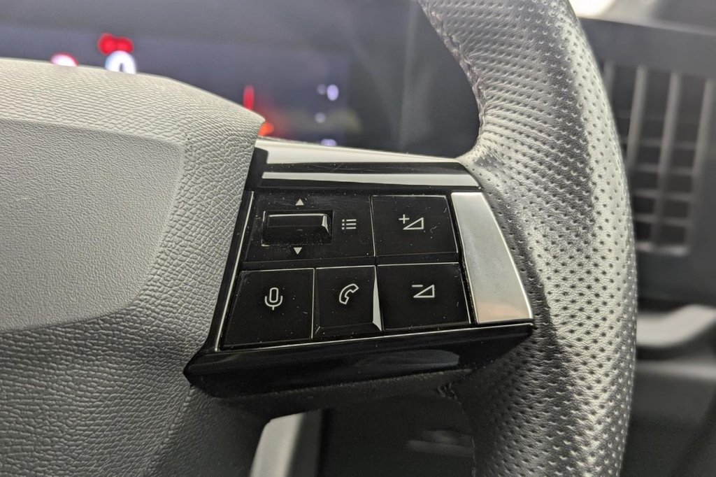 Used Vauxhall Astra 2023 for sale - 77212892: Photo 38