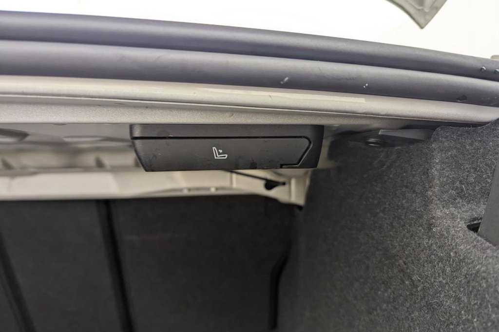 Used BMW 3 Series 2018 for sale - 77680702: Photo 18