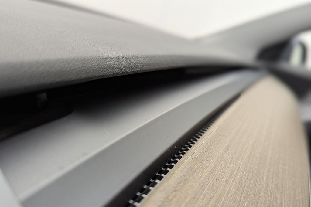 Used Tesla Model 3 2020 for sale - 77212256: Photo 20