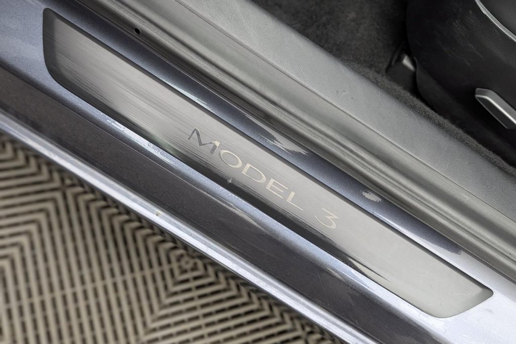 Used Tesla Model 3 2020 for sale - 77212256: Photo 27