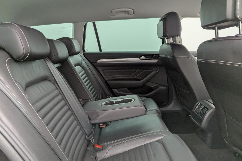 Used Volkswagen Passat 2023 for sale - 77212687: Photo 16