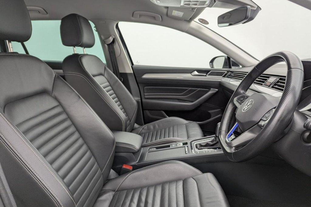 Used Volkswagen Passat 2023 for sale - 77212687: Photo 3