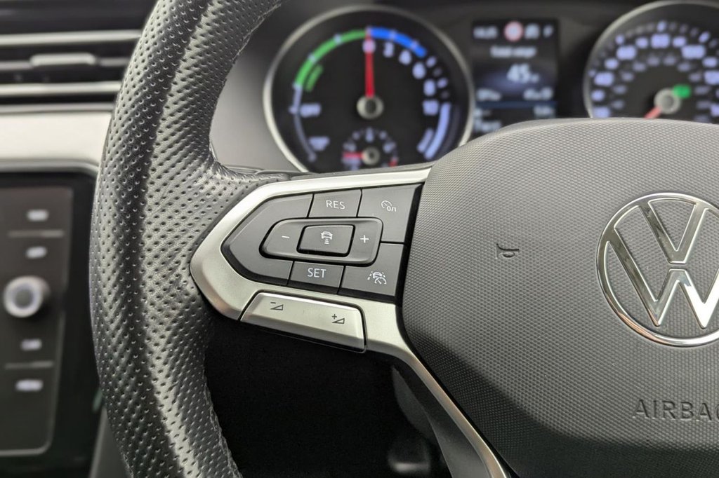 Used Volkswagen Passat 2023 for sale - 77212687: Photo 36