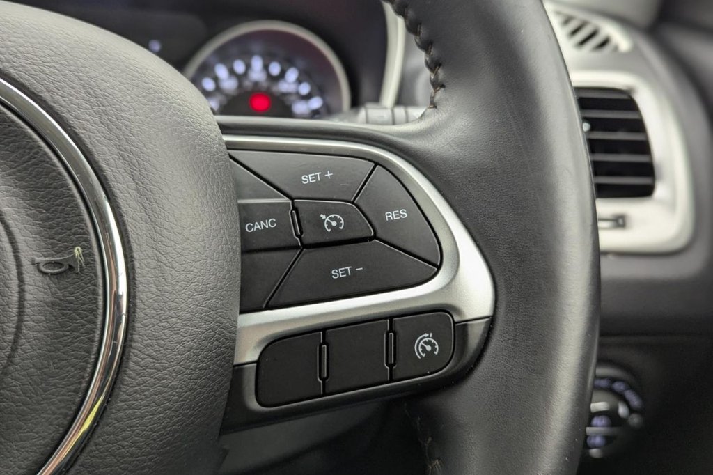 Used Jeep Compass 2018 for sale - 77920253: Photo 35