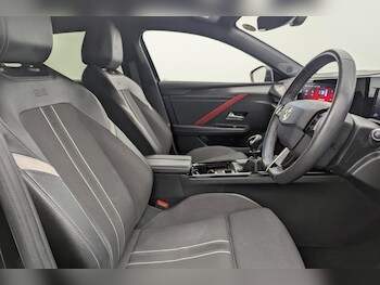 Used Vauxhall Astra 2022 for sale - 77211975: Photo