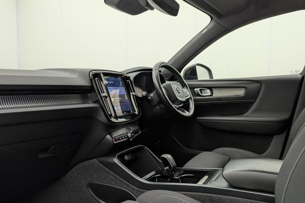 Used Volvo XC40 2021 for sale - 77212281: Photo 25