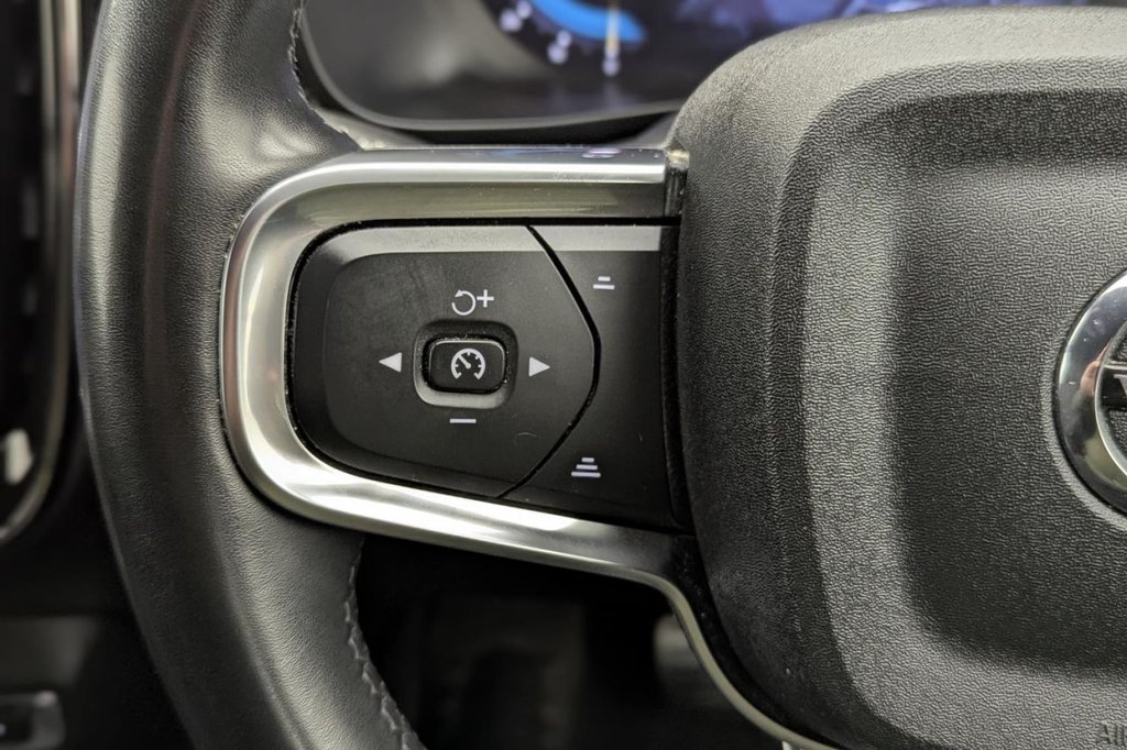 Used Volvo XC40 2021 for sale - 77212281: Photo 31