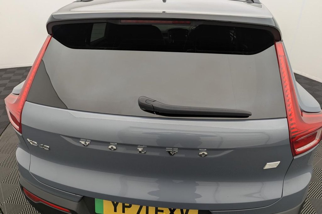 Used Volvo XC40 2021 for sale - 77212281: Photo 37