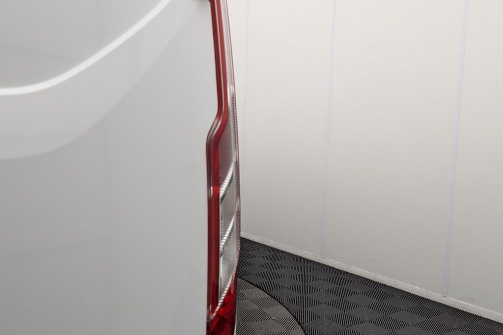 Used Ford Transit Custom 2022 for sale - 77890824: Photo 40