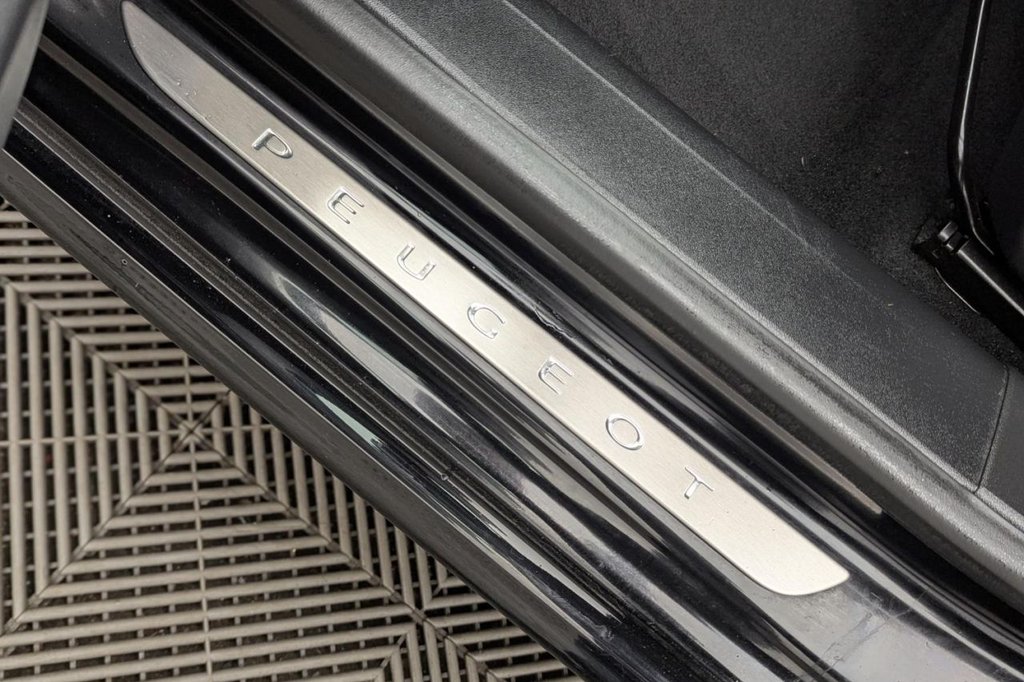 Used Peugeot 208 2018 for sale - 77680941: Photo 27