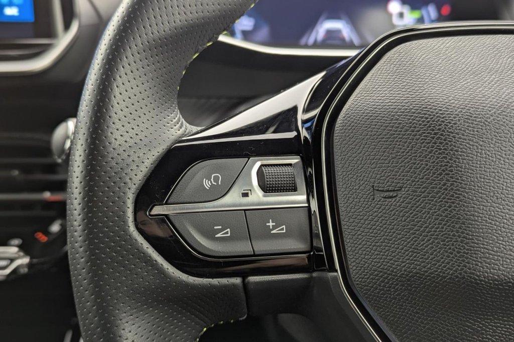 Used Peugeot 2008 2022 for sale - 77211948: Photo 37