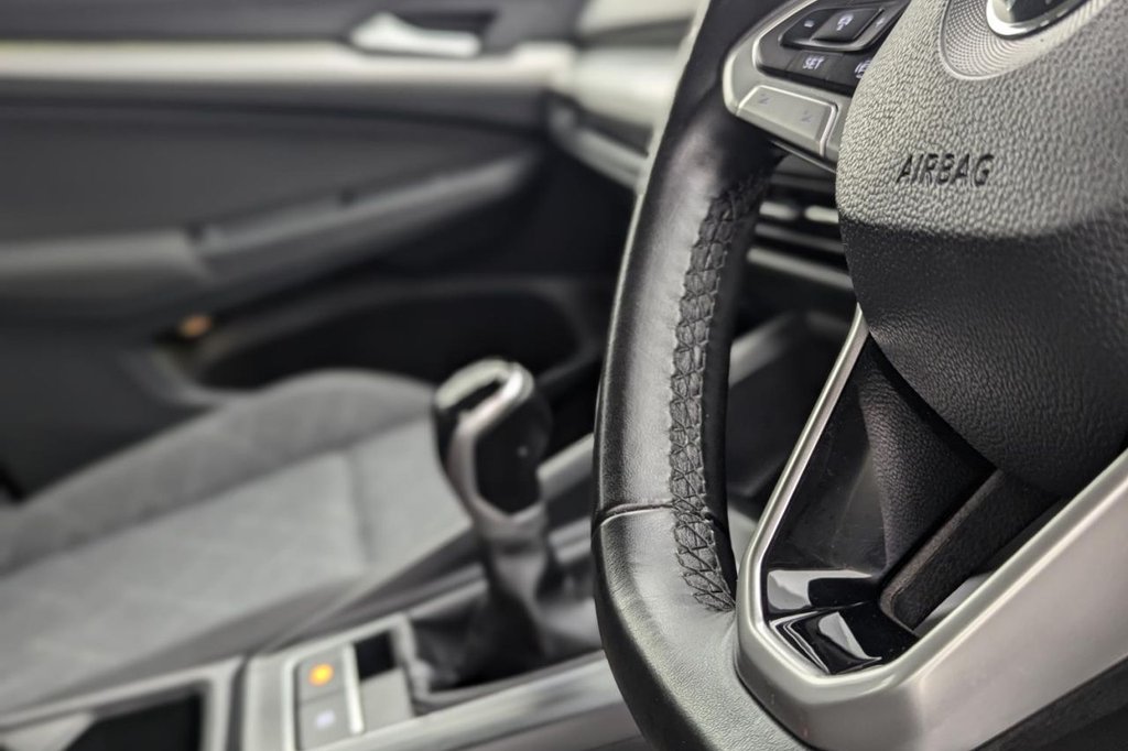 Used Volkswagen Golf 2021 for sale - 77212194: Photo 38