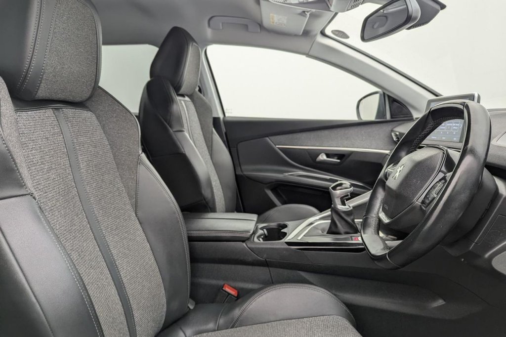 Used Peugeot 5008 2020 for sale - 77211900: Photo 3