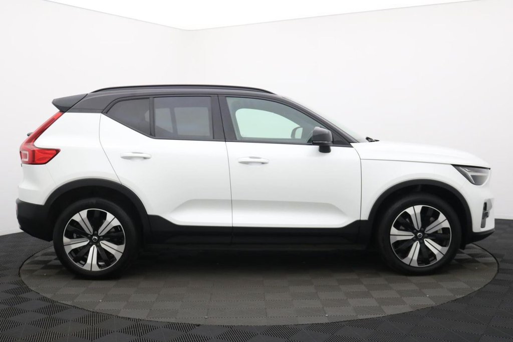 Used Volvo XC40 2022 for sale - 77212069: Photo 2