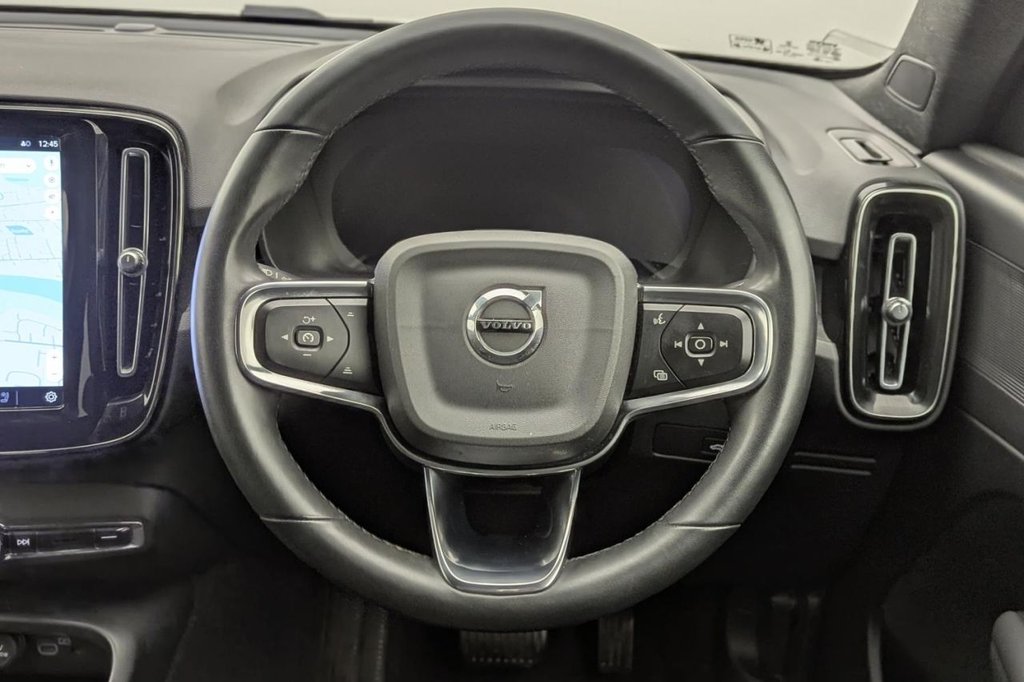Used Volvo XC40 2022 for sale - 77212069: Photo 35