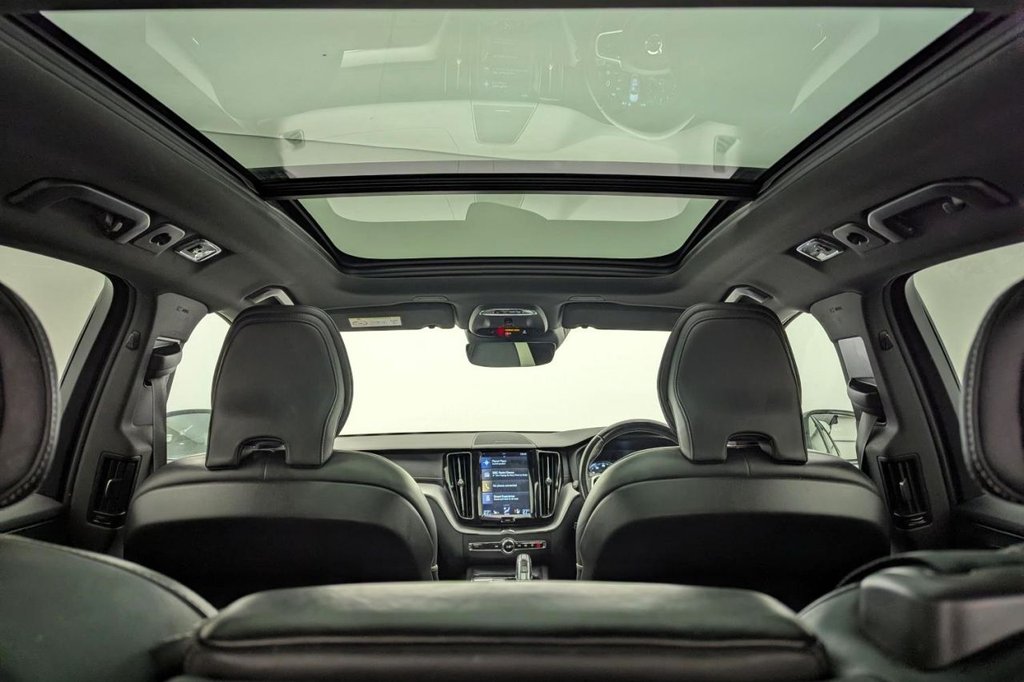 Used Volvo XC60 2019 for sale - 77681063: Photo 11