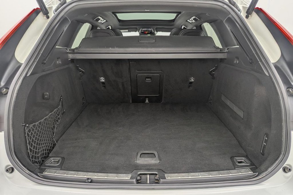 Used Volvo XC60 2019 for sale - 77681063: Photo 19